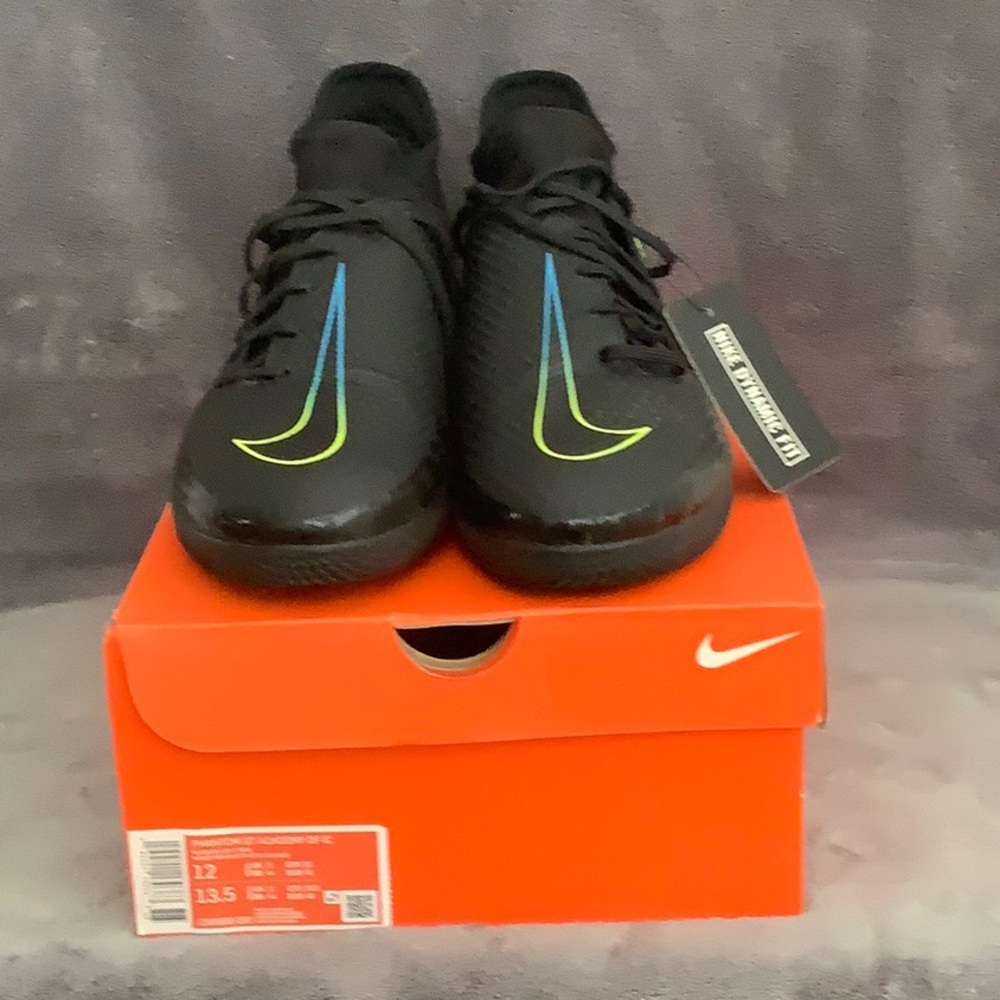 NIB Nike Phantom GT Academy Cleats in Black, size 12